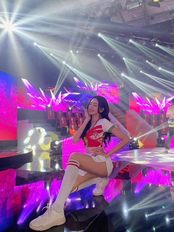 Phùng Thị Diệu Thúy Phùng Thị Diệu Thúy